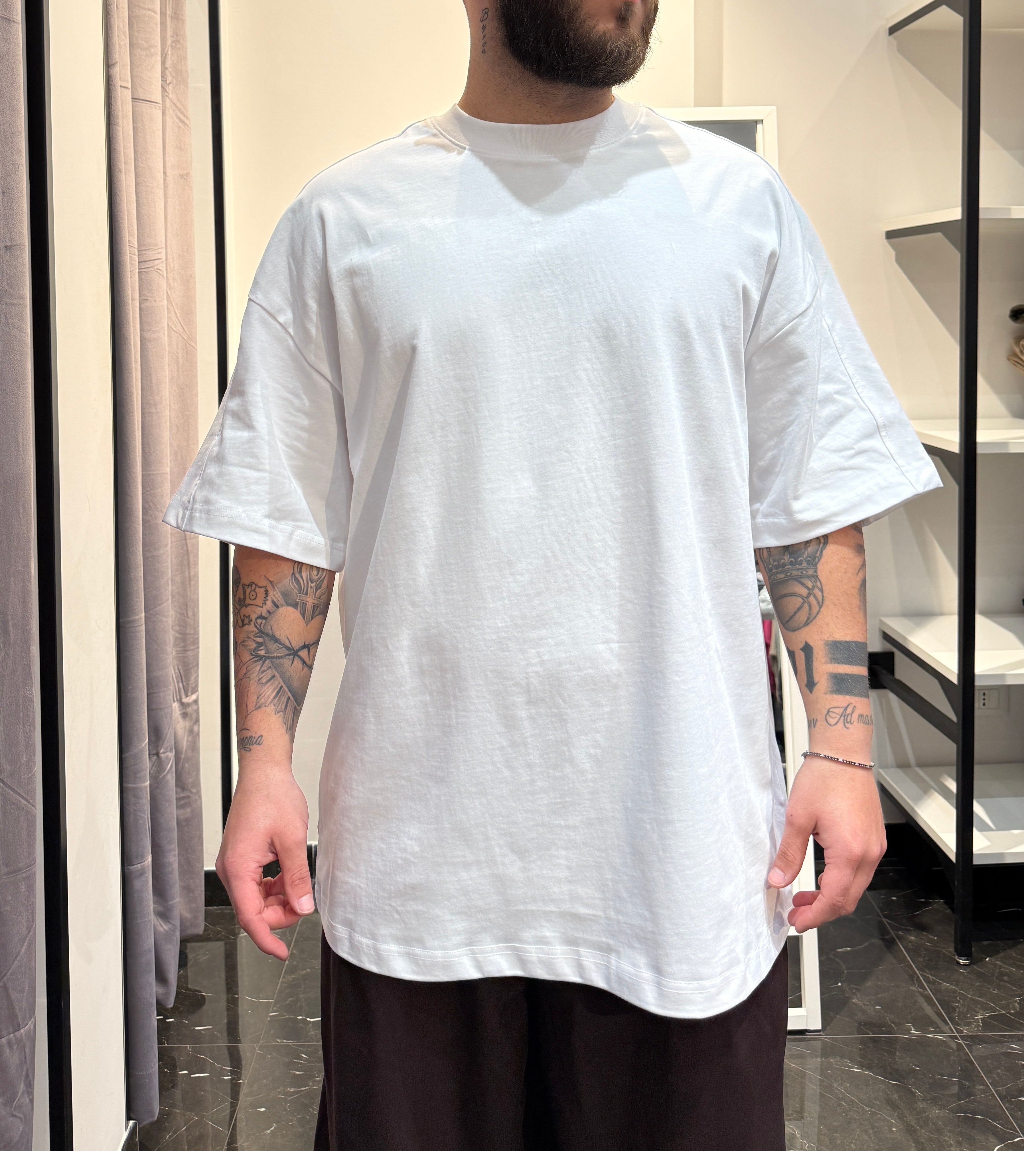 T-shirt maniche corte over